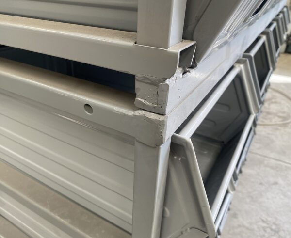 MC024-10 SCAFFALATURA MODULARE CON CASSETTE DI METALLO A BOCCA DI LUPO mm 1770 x 460 h 880 - immagine 4