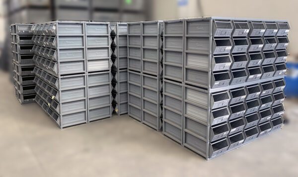 MC024-10 SCAFFALATURA MODULARE CON CASSETTE DI METALLO A BOCCA DI LUPO mm 1770 x 460 h 880 - immagine 10