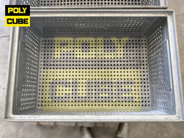 MC015-25 CASSETTE IN METALLO SOVRAPPONIBILI FORATE mm 450X300 H200 RIF. 272.4 (LOTTO DA 15 PEZZI) - immagine 3