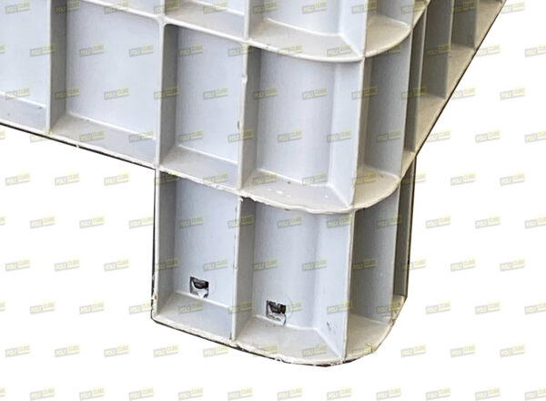 PC045-02 CONTENITORI INDUSTRIALI IN PLASTICA CON 4 PIEDI per alimenti mm 1200 X 800 H800 - immagine 3
